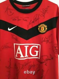 Manchester United Football Shirt By Nike Size L Signed 23 United Legends