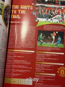 Manchester United Hand Signed 2008 Moscow Official Programme PSA QO Card + COA