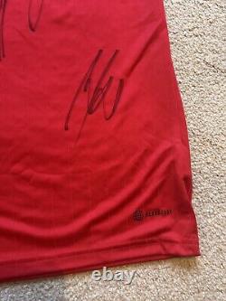 Manchester United Hand Signed Home Shirt With Certificate Of Authenticity Size L