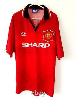 Manchester United Home Shirt 1994. Medium Signed Giggs Original Umbro Red Adults