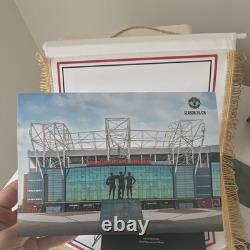 Manchester United Multi-Signed Football Pennant Flag season 2025/2026