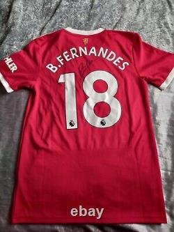 Manchester United Number 18 Home Shirt Signed Bruno Fernandes