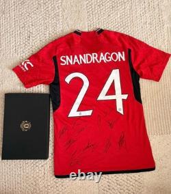 Manchester United Original Signed Football Shirt #24 S, Presentation Box