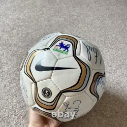 Manchester United SIGNED Premier league Football 2005 Scholes, Rooney, Giggs