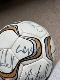 Manchester United SIGNED Premier league Football 2005 Scholes, Rooney, Giggs