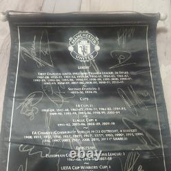 Manchester United Signed Black Silk Pennant Of All Victories 1907 2008