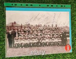 Manchester United Signed C1959 Players x 14 In A4 Sleeve. See Images COA