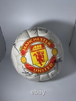 Manchester United Signed Football Giggs, Keane, Scholes, Veron, Solskjaer etc