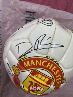 Manchester United Signed Football Giggs, Keane, Scholes, Veron, Solskjaer etc
