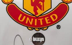 Manchester United Signed Football Pennant. United Hologram Authenticity No 38546