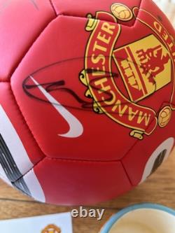 Manchester United Signed Football With Club COA Scholes, Tevez, Evra, Vidic + +