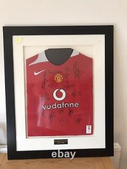 Manchester United Signed & Framed Home Shirt 2005/06 Giggs, Ronaldo, Rio & Coa