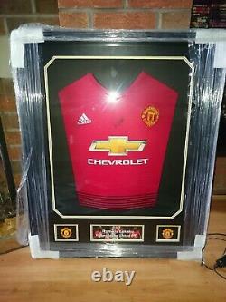 Manchester United Signed Framed Led Backlit Football Shirt Lukaku Brand New