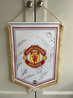 Manchester United Signed Pennant By De Ligt Maguire Amad Fernandes Hojlund Shaw