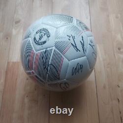 Manchester United Signed Player Ball 23/24 COA