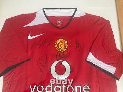 Manchester United Signed Shirt Ronaldo, Rooney, Ferdinand, RVN (with photo proof)