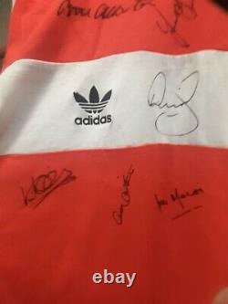 Manchester United Signed shirt various players RSPCA Middlesex/Herts