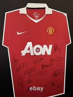Manchester United Squad Signed Shirt 2010/2011 (Premier League Winners)
