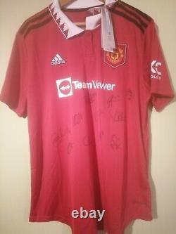 Manchester United Team Squad Signed Shirt With Certificate Of Authentication