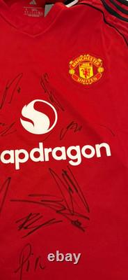 Manchester United multi signed 25/26 Home Shirt (Video Proof)