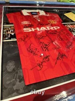 Manchester United signed 1992 1994 dual shirt display. Green and gold