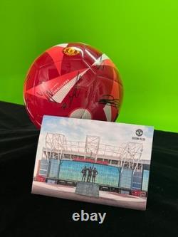 Manchester united signed football ball 25/26 Season