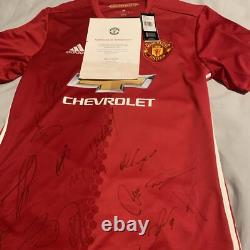 Manchester united signed shirt from 2016/2017 season