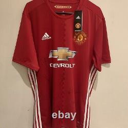 Manchester united signed shirt from 2016/2017 season