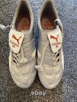 Match Worn Manchester United Carrick boots signed