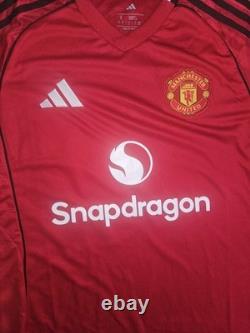 Matheus Cunha Signed Manchester United Shirt With COA