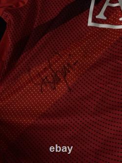 Nike Manchester United AIG Signed Training Top XL