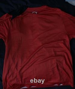 Nike Manchester United AIG Signed Training Top XL