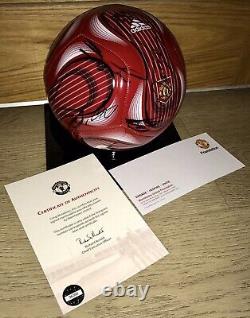 Official MUFC Hologram COA Manchester United Squad Signed Ball