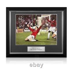 Ole Gunnar Solskjaer Signed Manchester United Photo 1999 Final. Deluxe Frame