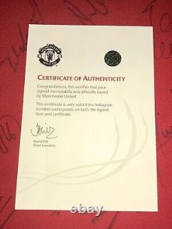 PLAYER ISSUE Manchester United 2011-2012 Squad Signed Shirt (MUFC Hologram COA)