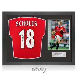 Paul Scholes Signed Manchester United 1998-00 Football Shirt. Icon Frame