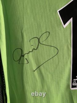 Peter Schmeichel signed shirt 99 TREBLE PHOTO PROOF MANCHESTER UNITED JERSEY