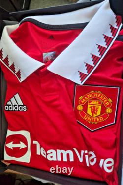 Raphael Varane Signed Manchester United Shirt 22/23 Football Autograph Free P&p