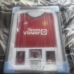 Rasmus Højlund signed Manchester United home shirt with a COA