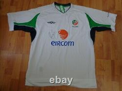 Republic Of Ireland 2002 Mens Away Shirt Signed By Roy Keane Manchester United
