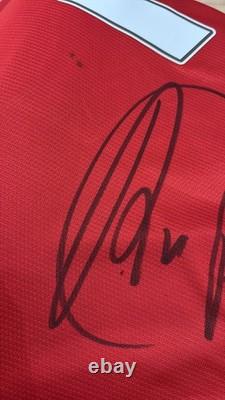 Robin Van Persie Signed Original Man United 2013-14 Football Shirt. Damaged A
