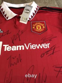 Ronaldo & Squad Signed Manchester United Shirt with MUFC Hologram COA #36677