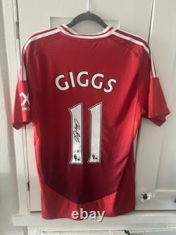 Ryan Giggs Manchester United Beckett Authenticated Signed Shirt