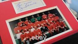 SIR BOBBY CHARLTON Manchester United Framed SIGNED Autograph Photo Display COA