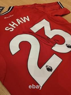 Shaw, Fernandes And Ugarte Signed Manchester United 25/26 Shirt With Proof
