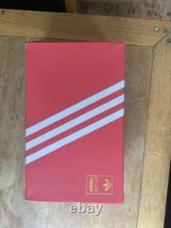 Signed Class of'92 Ninety Two Manchester United Trainers Size 8.5 Genuine