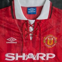 Signed Eric Cantona (Excellent), 1992-94 Manchester United, Iconic Home shirt