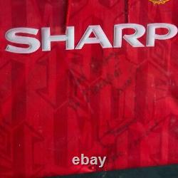 Signed Eric Cantona (Excellent), 1992-94 Manchester United, Iconic Home shirt