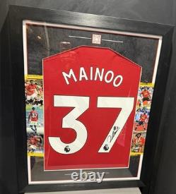 Signed Framed Kobbie Mainoo Manchester United Shirt WithCOA & Proof & QR Code Tech