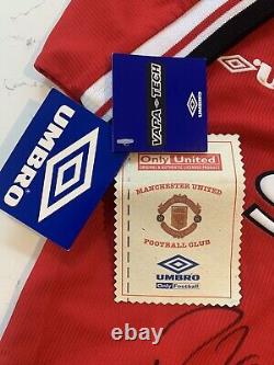 Signed Manchester United 98/99 BNWT